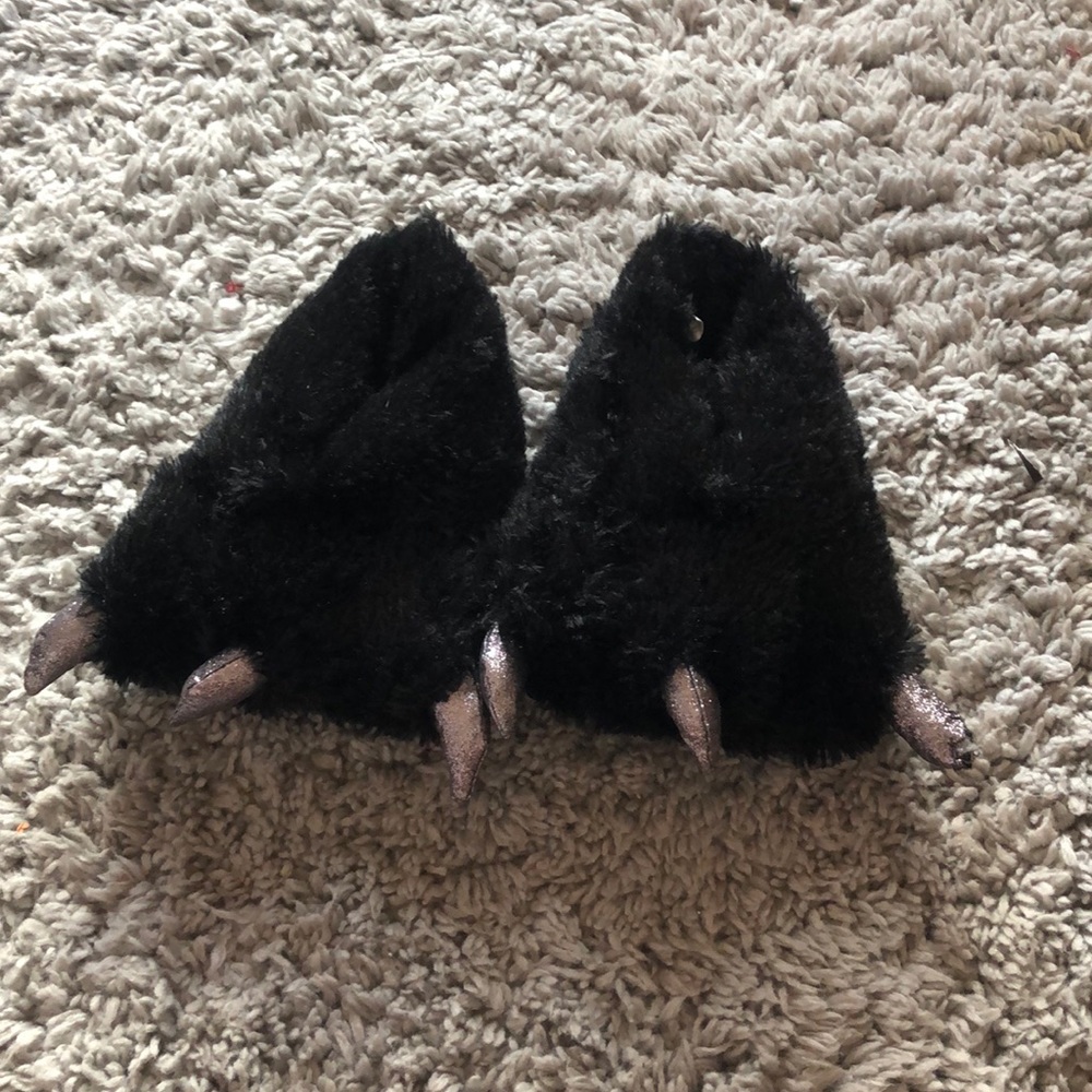 slippers